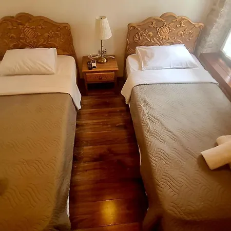 Corner 4 Hotel Gjirokastër