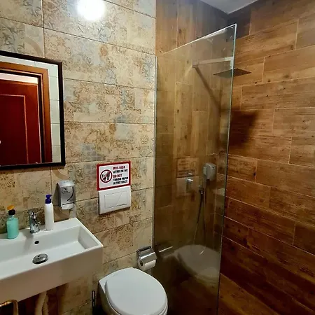 Hotel Corner 4 Gjirokastër