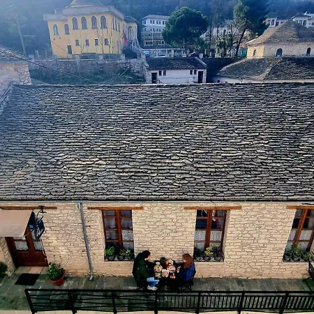 Corner 4 3* Gjirokastër
